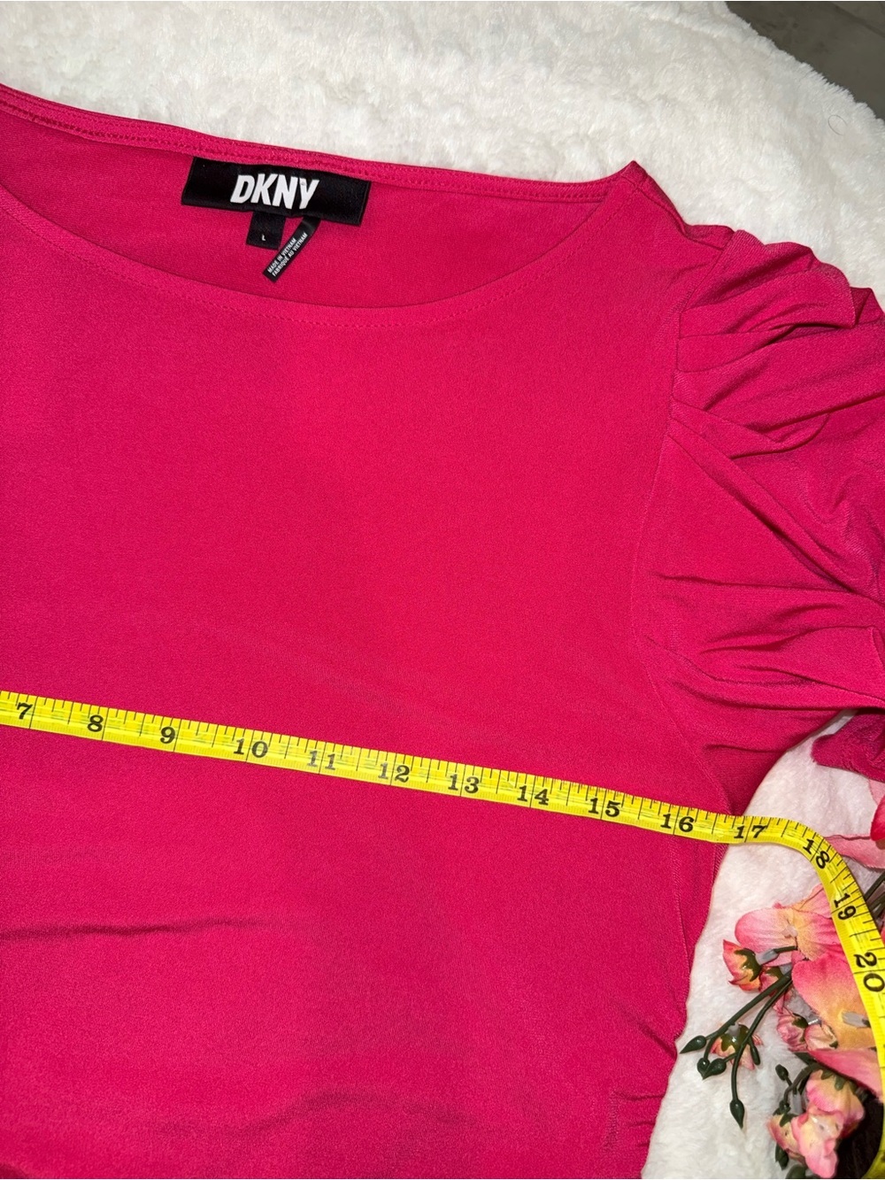 3 x 20$ DKNY Women's Bright Fuchsia Short Sleeve Ruched Tee Size L - Picture 2 of 6